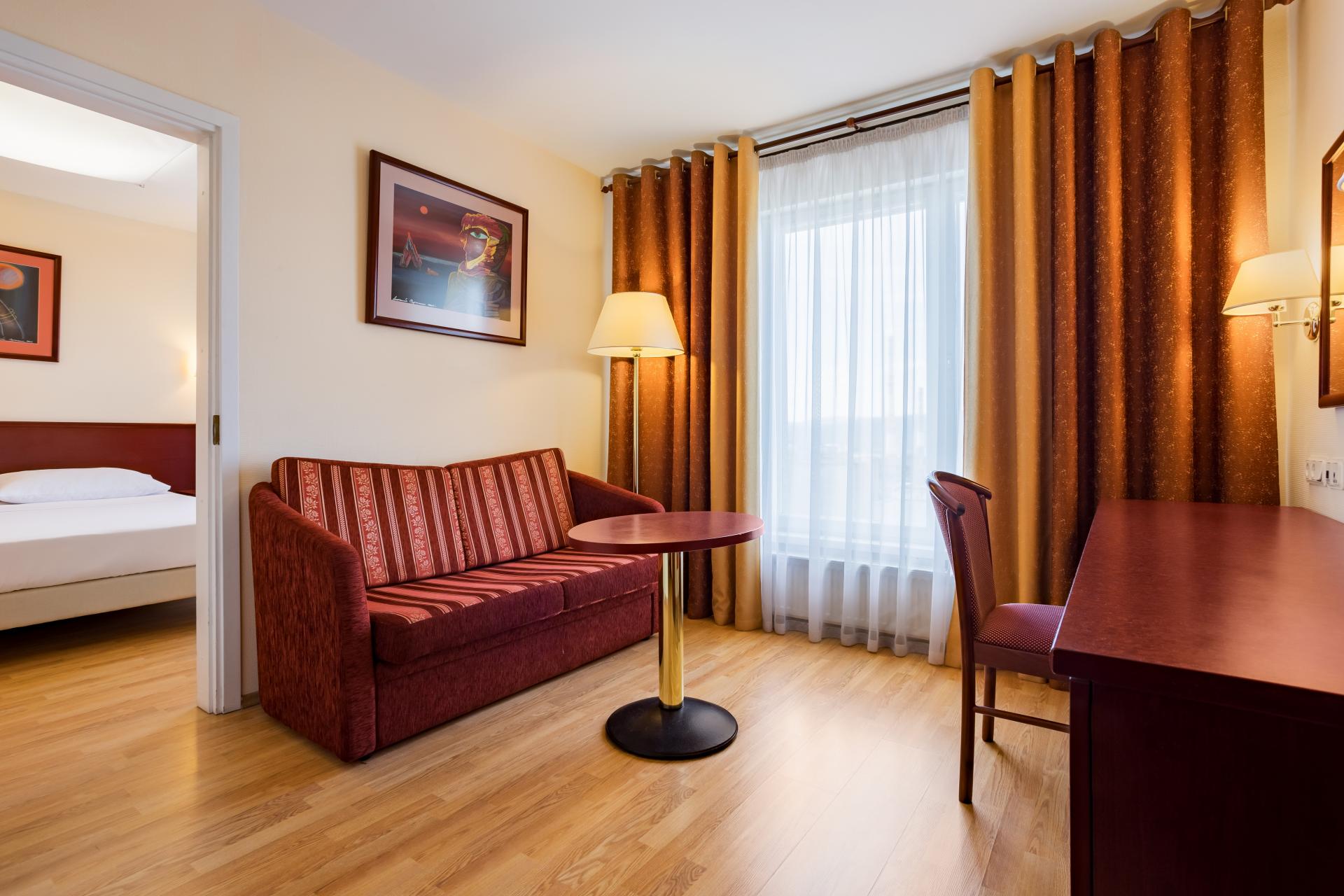 Забронировать отель в Мурманске | Снять гостиницу Cosmos Murmansk Hotel